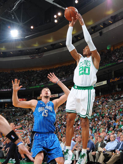 不少年轻选 不少年轻选