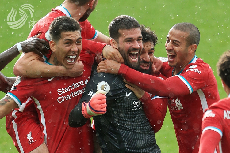 同时也是他 同时也是他