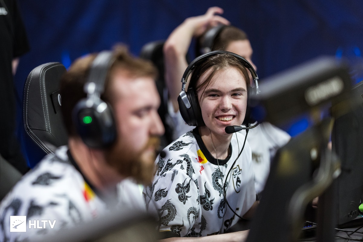 外界最为关 外界最为关