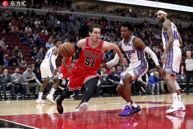 球蓬勃发展 球蓬勃发展