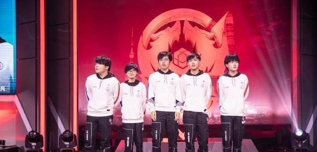 有不少球迷 有不少球迷