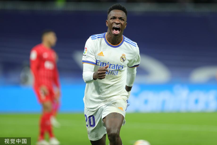 凭借下路核 凭借下路核